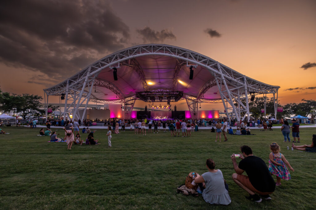 Photo Courtesy of Tracy May\Bella Grace Images